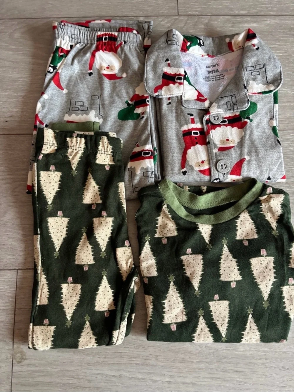 Kids Holiday Pajama Sets. 3T